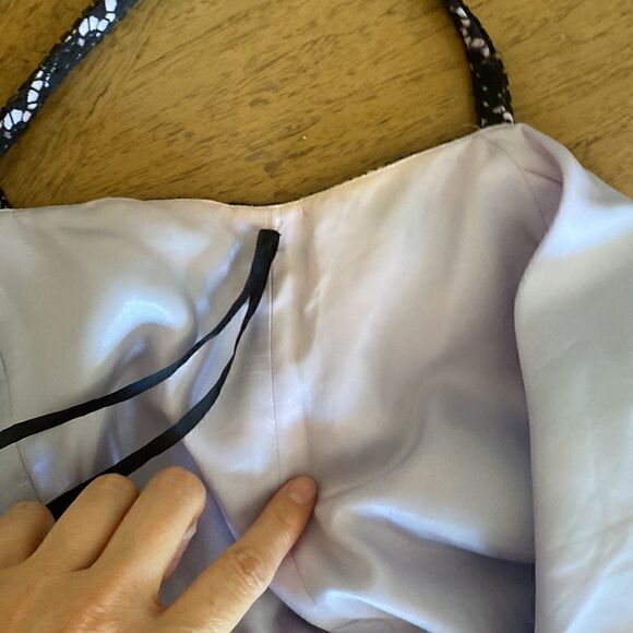 Vintage Cache Lilac Black Beaded Lace Cocktail Dress Size 4 - Picture 14 of 15